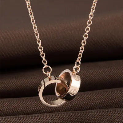 Double Ring Pendant Necklace