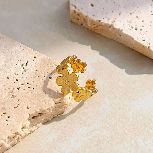 Flower design Gold Ring