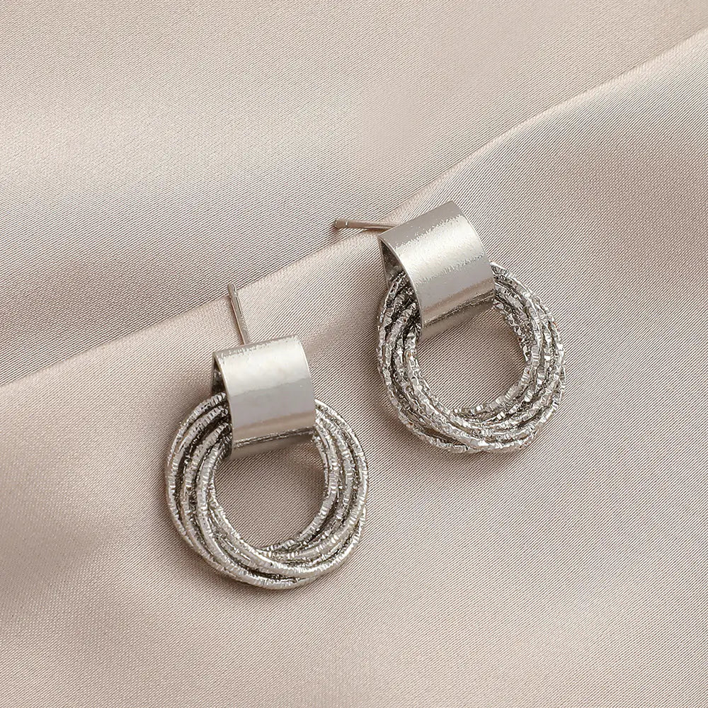 Gold Retro Metal Circle Stud Earrings