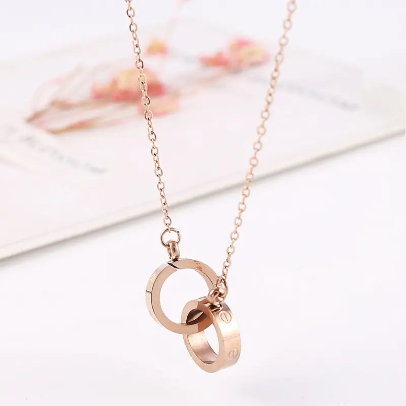 Double Ring Pendant Necklace