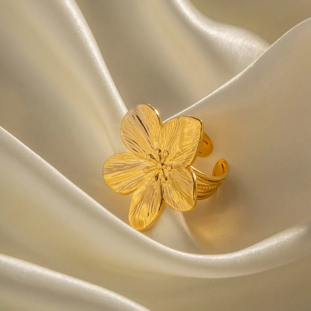 Sophisticated Gold-Tone Adjustable Band