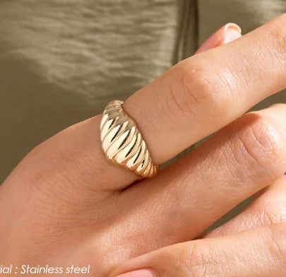 Golden Croissant Elegance Ring